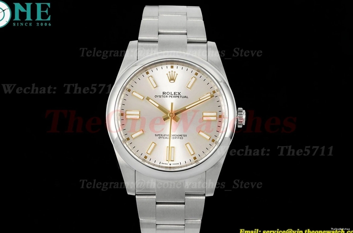 SS Oyster Clean 41mm Silver 124300 VR3230 SS Stk Perpetual 0510